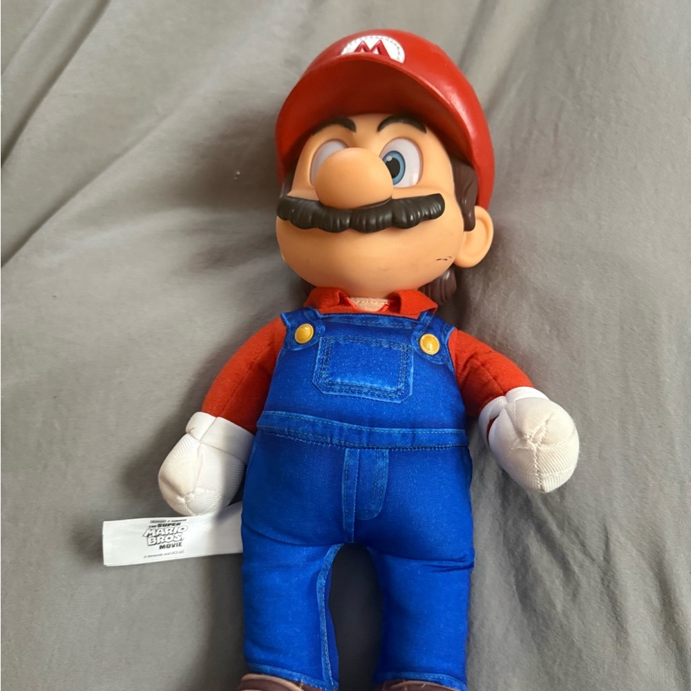 Nintendo Mario Plush - Red Hat, Red Shirt, Blue Overalls